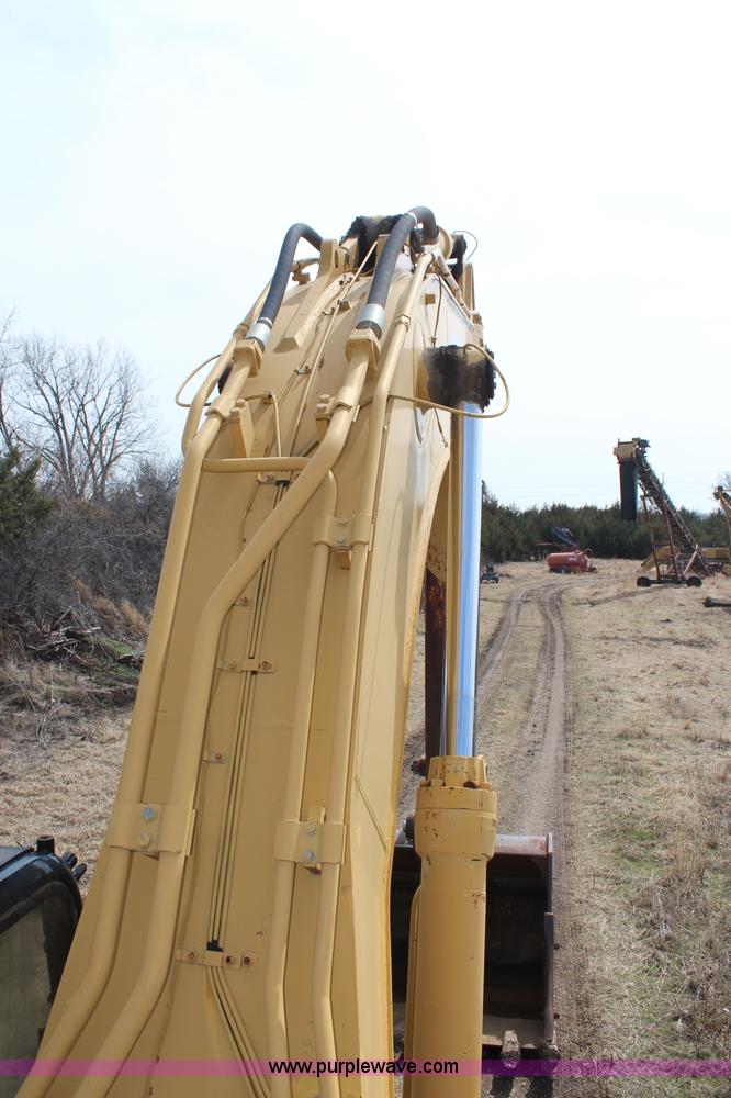 image for item K7128 1998 Caterpillar 345B L excavator