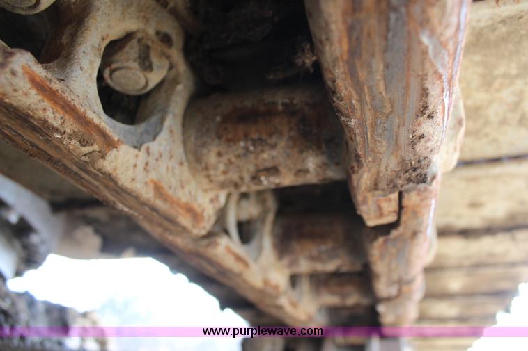 image for item K7128 1998 Caterpillar 345B L excavator