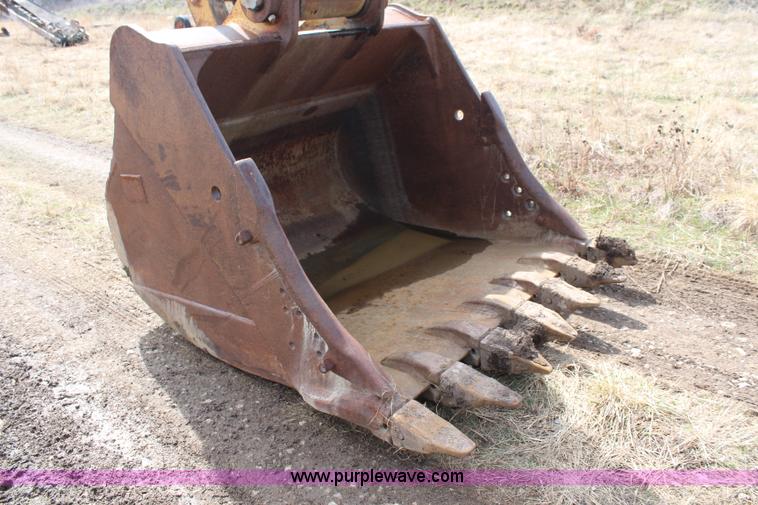 image for item K7128 1998 Caterpillar 345B L excavator