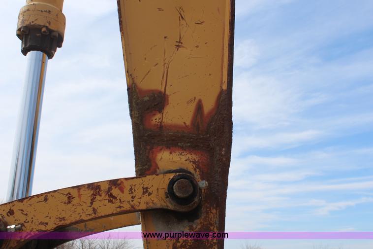 image for item K7128 1998 Caterpillar 345B L excavator