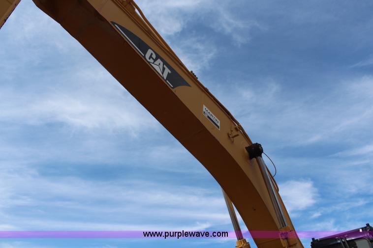 image for item K7128 1998 Caterpillar 345B L excavator