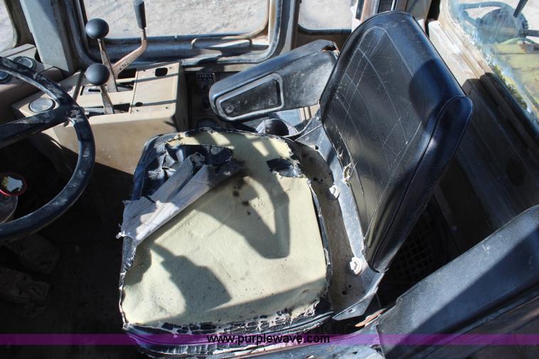 image for item K7129 1985 Caterpillar IT18 integrated tool carrier