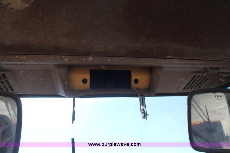 image for item K7129 1985 Caterpillar IT18 integrated tool carrier