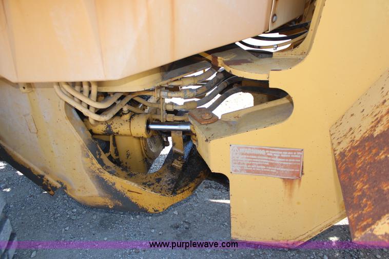 image for item K7129 1985 Caterpillar IT18 integrated tool carrier