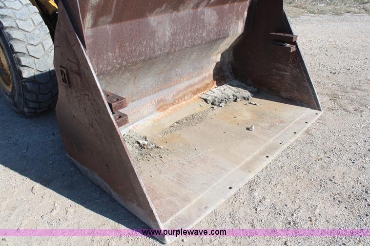 image for item K7129 1985 Caterpillar IT18 integrated tool carrier