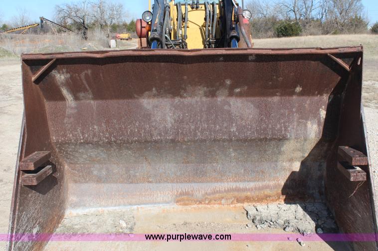 image for item K7129 1985 Caterpillar IT18 integrated tool carrier