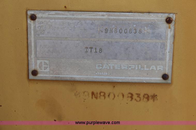 image for item K7129 1985 Caterpillar IT18 integrated tool carrier