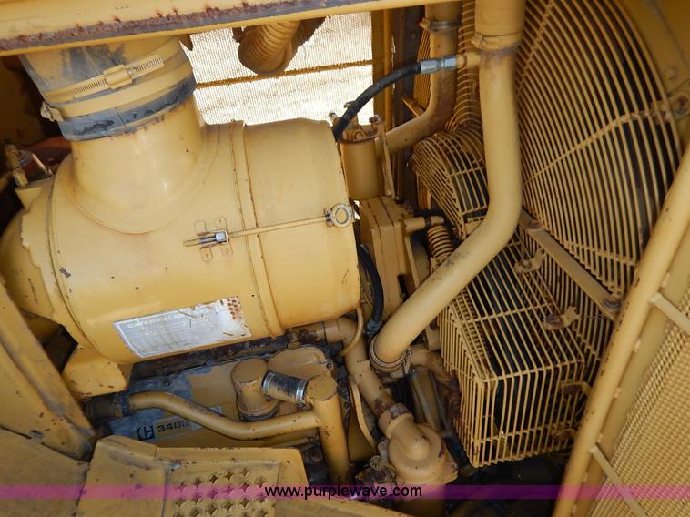 image for item K7130 1989 Caterpillar D9N dozer