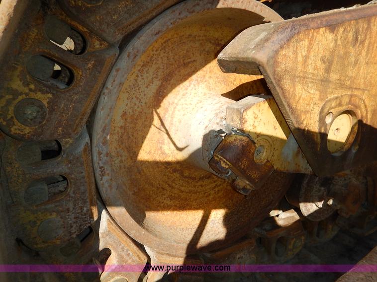 image for item K7130 1989 Caterpillar D9N dozer