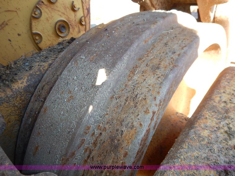 image for item K7130 1989 Caterpillar D9N dozer