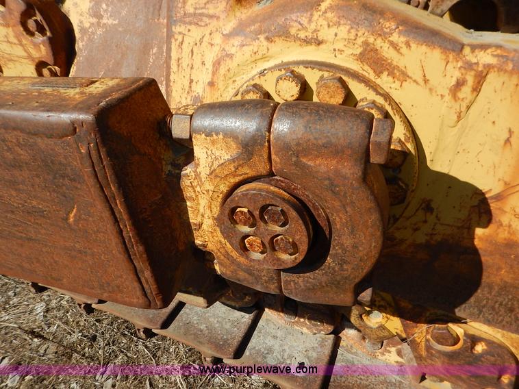 image for item K7130 1989 Caterpillar D9N dozer