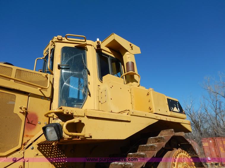 image for item K7130 1989 Caterpillar D9N dozer