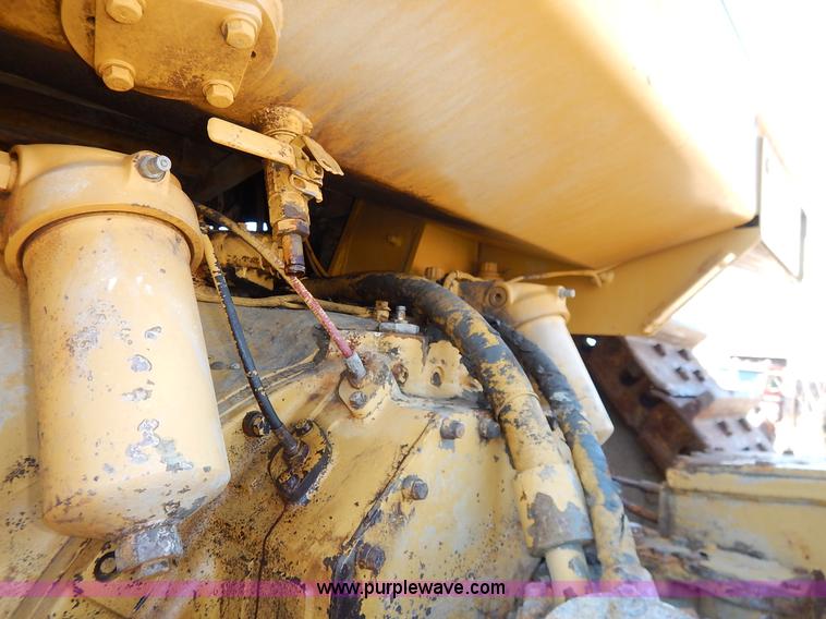 image for item K7130 1989 Caterpillar D9N dozer