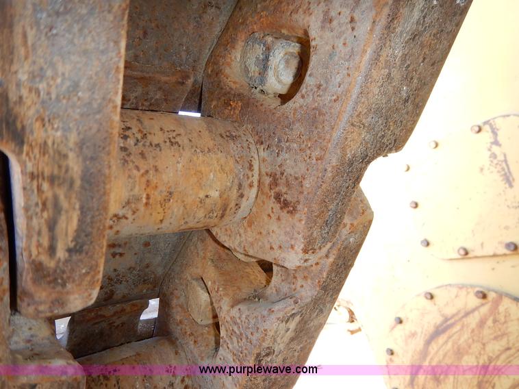 image for item K7130 1989 Caterpillar D9N dozer