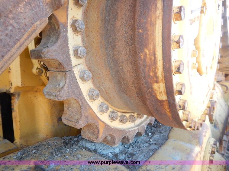 image for item K7130 1989 Caterpillar D9N dozer