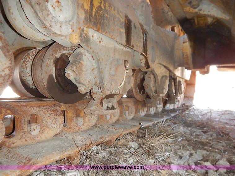 image for item K7130 1989 Caterpillar D9N dozer