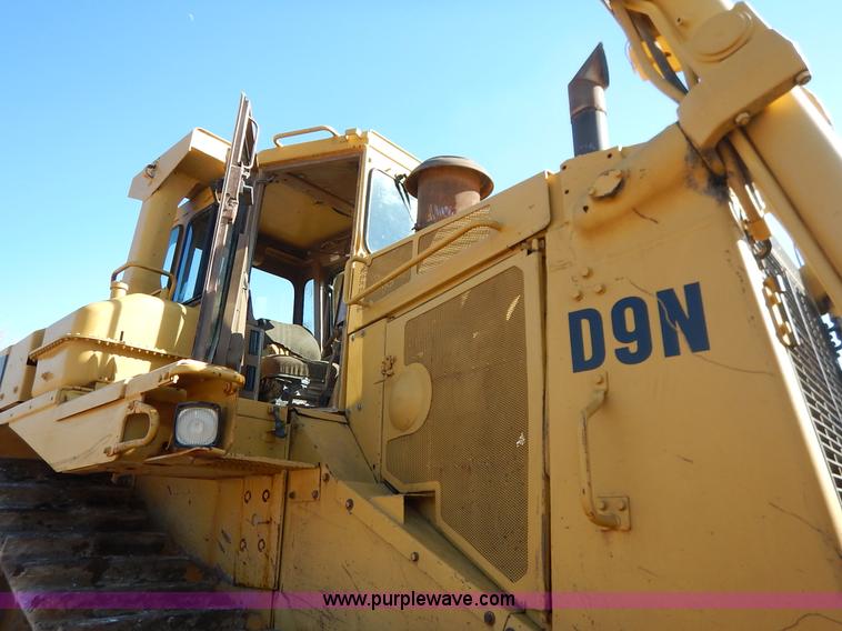 image for item K7130 1989 Caterpillar D9N dozer