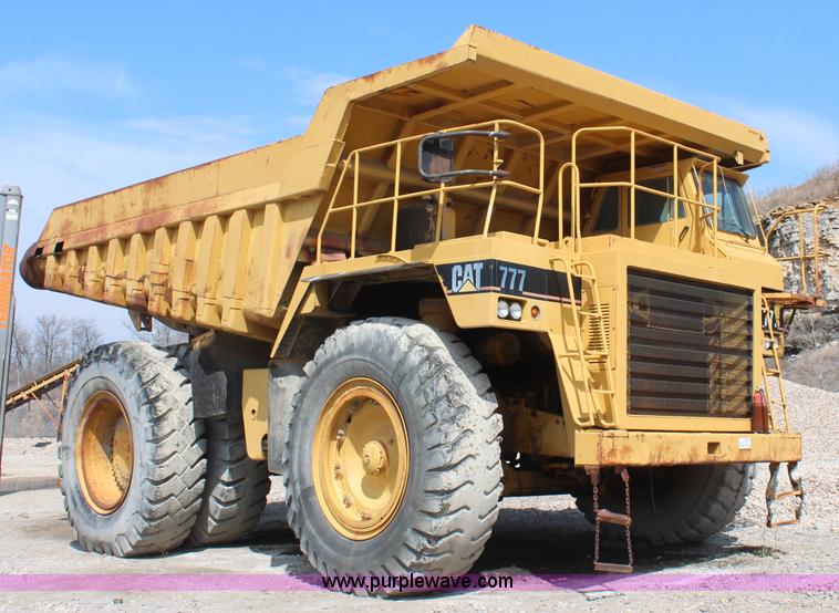 image for item K7136 1984 Caterpillar 777 haul truck