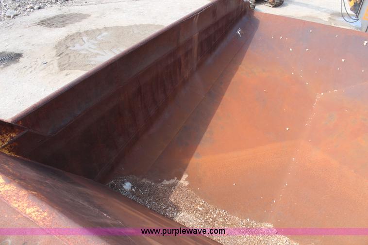 image for item K7136 1984 Caterpillar 777 haul truck