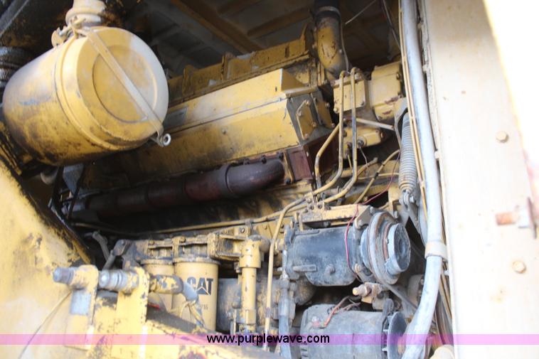 image for item K7136 1984 Caterpillar 777 haul truck