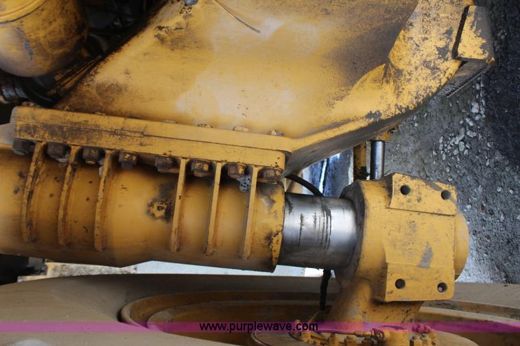 image for item K7136 1984 Caterpillar 777 haul truck