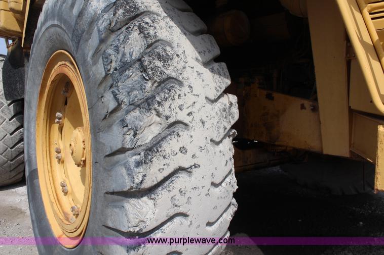 image for item K7136 1984 Caterpillar 777 haul truck