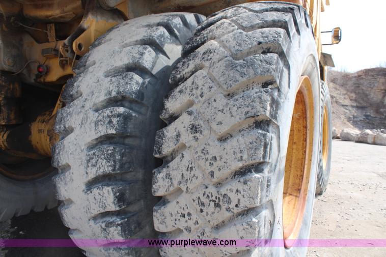 image for item K7136 1984 Caterpillar 777 haul truck