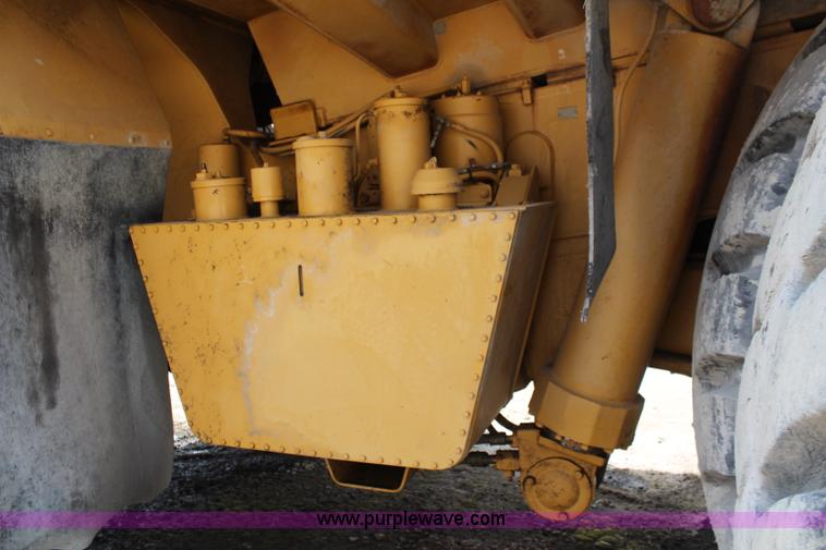 image for item K7136 1984 Caterpillar 777 haul truck