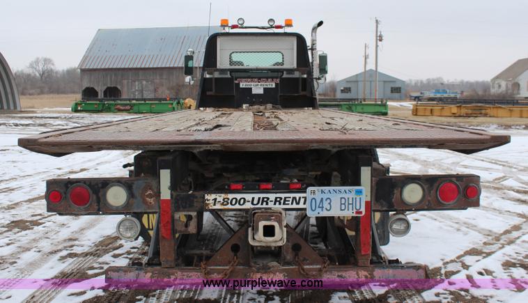 image for item K7137 2001 Kenworth T300 rollback truck