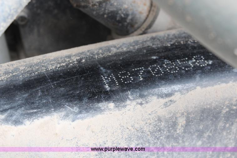 image for item K7137 2001 Kenworth T300 rollback truck