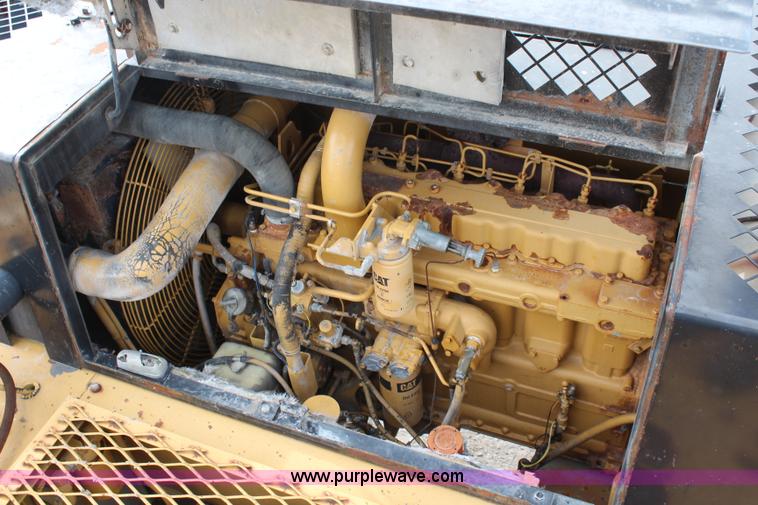 image for item K7138 1989 Caterpillar EL300 excavator