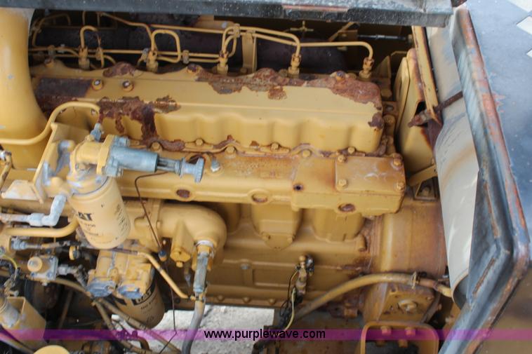 image for item K7138 1989 Caterpillar EL300 excavator