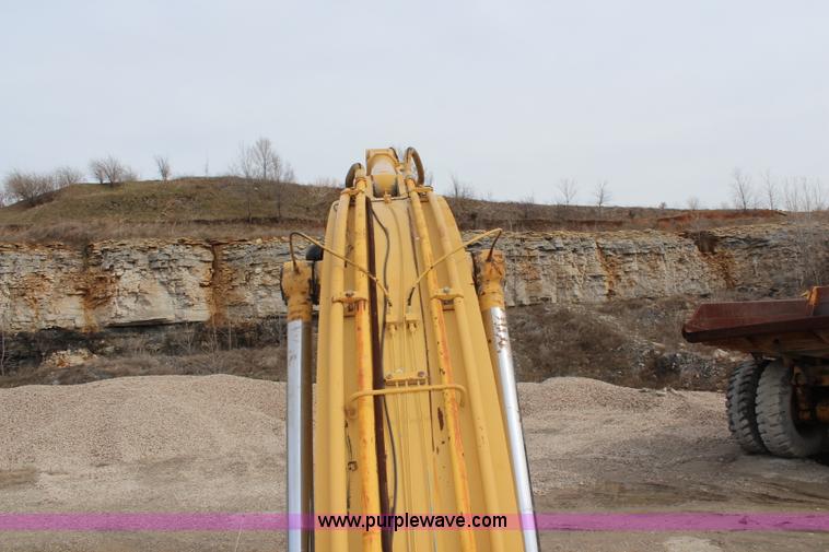 image for item K7138 1989 Caterpillar EL300 excavator