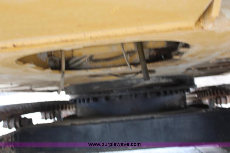 image for item K7138 1989 Caterpillar EL300 excavator