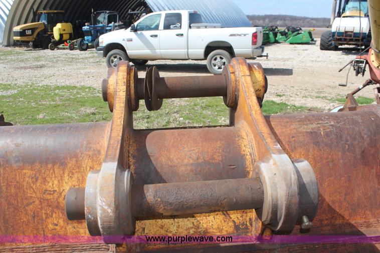 image for item K7138 1989 Caterpillar EL300 excavator