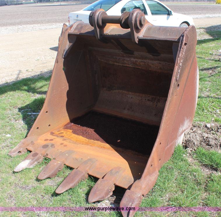 image for item K7138 1989 Caterpillar EL300 excavator