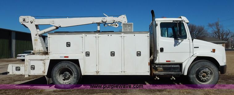 image for item K7152 1999 Freightliner FL70 service truck