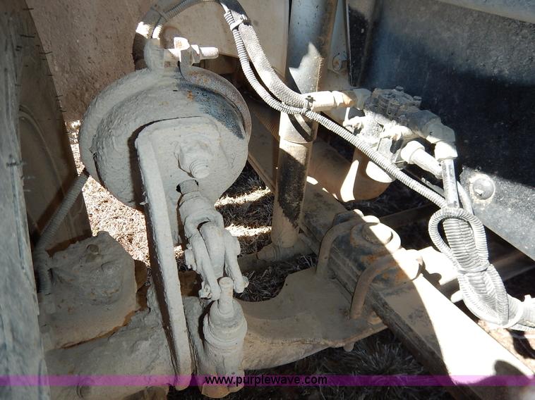 image for item K7152 1999 Freightliner FL70 service truck