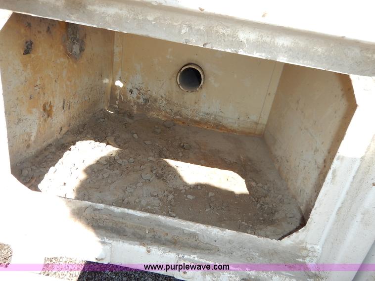 image for item K7152 1999 Freightliner FL70 service truck