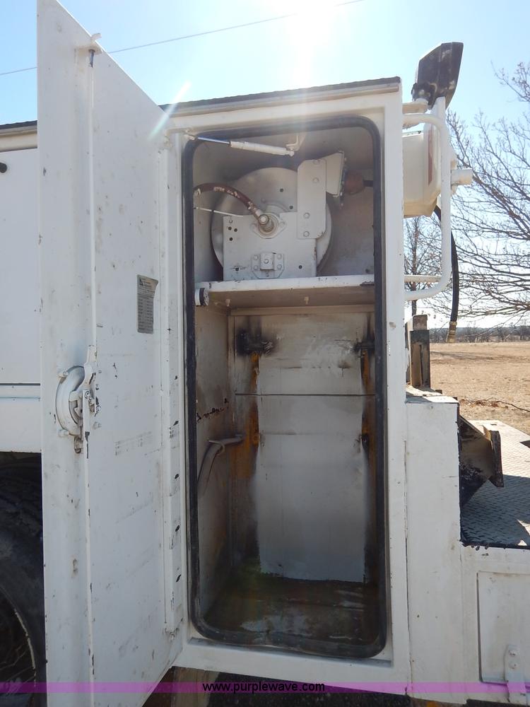 image for item K7152 1999 Freightliner FL70 service truck