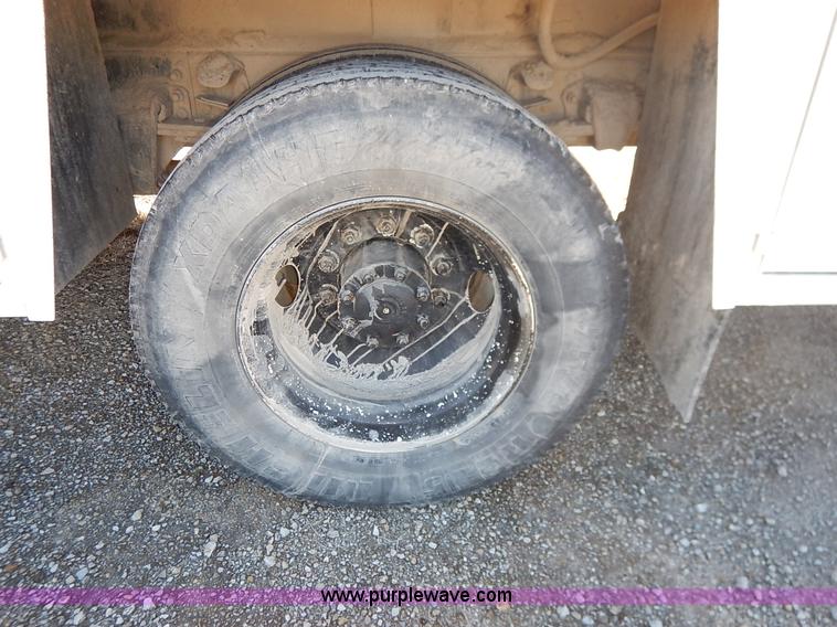 image for item K7152 1999 Freightliner FL70 service truck