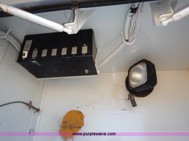 image for item K7152 1999 Freightliner FL70 service truck