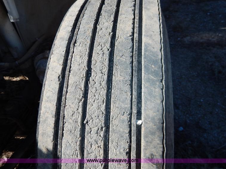 image for item K7152 1999 Freightliner FL70 service truck