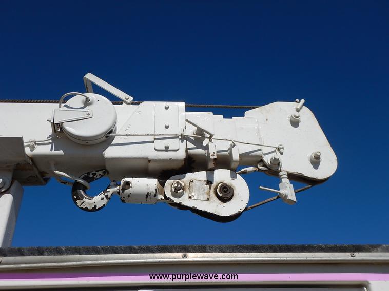 image for item K7152 1999 Freightliner FL70 service truck