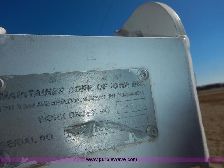 image for item K7152 1999 Freightliner FL70 service truck