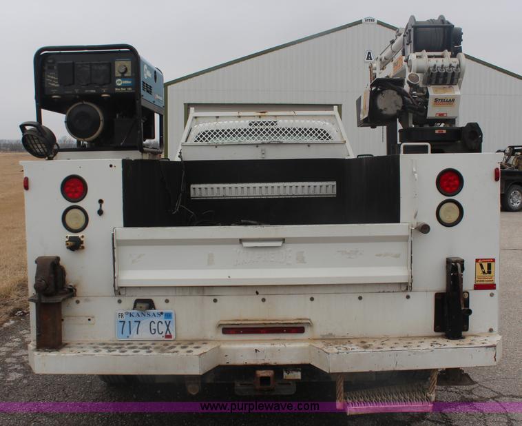 image for item K7153 2008 Ford F550 utility truck