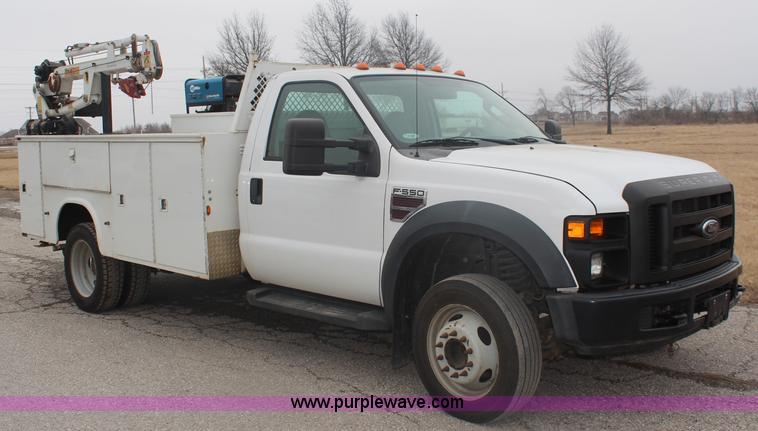 image for item K7153 2008 Ford F550 utility truck