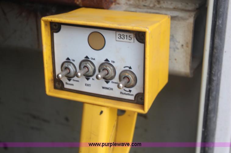 image for item K7153 2008 Ford F550 utility truck