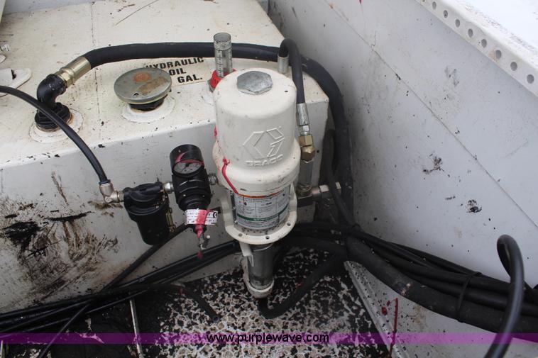 image for item K7153 2008 Ford F550 utility truck