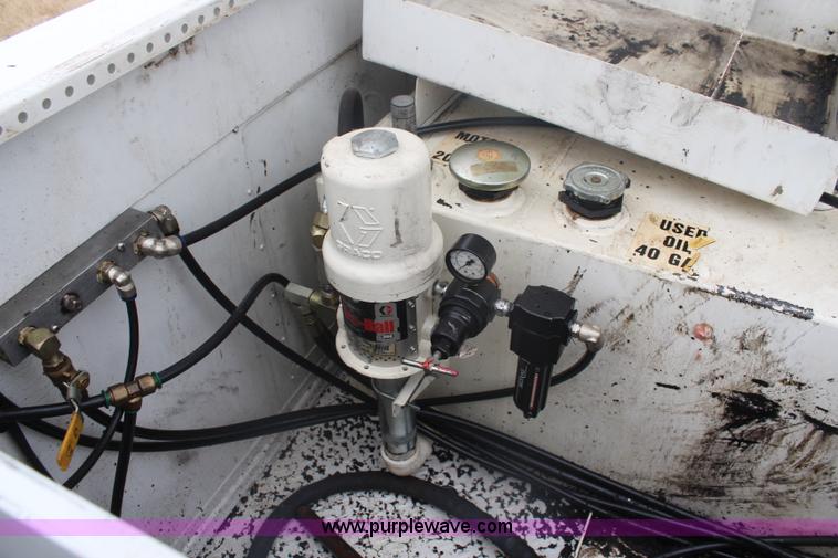 image for item K7153 2008 Ford F550 utility truck